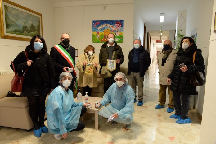 Donazione di saturimetri – LC Milano Marittima 100, 6 febbriao 2021
